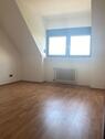 Foto - Dachgeschoßwohnung in Alzey zur Miete
