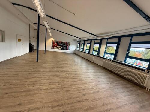 Foto - 104m² Super für Onlinehandel als Studio, Büro oder Atelier