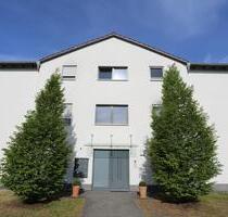 Zu Fuß in die Innenstadt - Schöne 3-Zi.-Erdgeschosswohnung im gepflegten Wohnquartier - Gifhorn