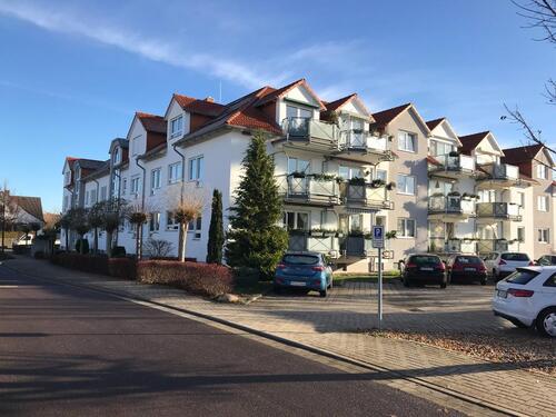 Foto - PKW-STELLPLATZ PARKPLATZ in MD STADTFELD WEST Sperlingweg
