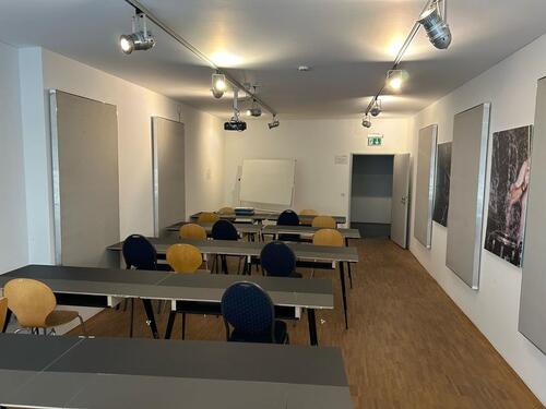 Foto - Vershiedene Räume zu vermieten - 200,00&nbsp;EUR Kaltmiete,