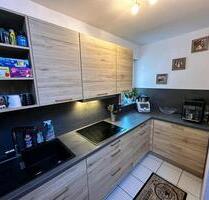 Eigentumswohnung mit Balkon, Einbauküche undTiefgarage - Langenselbold