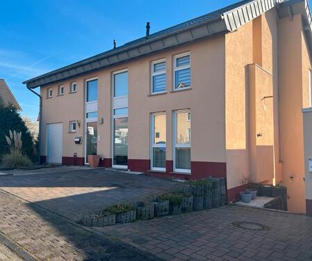 Foto - Einfamilienhaus mit Einliegerwohnung in 65597 HünfeldenHeringen