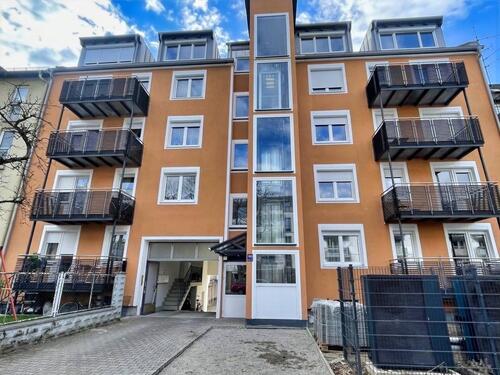Foto - Erstbezug auf Neubauniveau - Dachgeschosswohnung mit traumhafter Dachterrasse