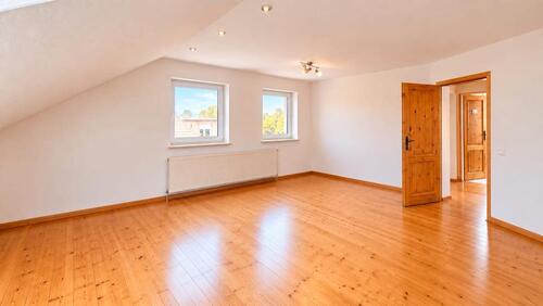 Foto - 3 Zimmer Dachgeschoßwohnung zur Miete in Euskirchen