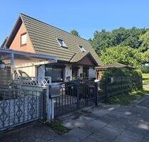 Einfamilienhaus mit Blick auf Pferdekoppeln in Bramfeld - Hamburg Wandsbek