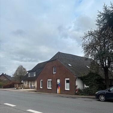 Foto - Einfamilienhaus in Emmerich- Elten, Liebhaberobjekt