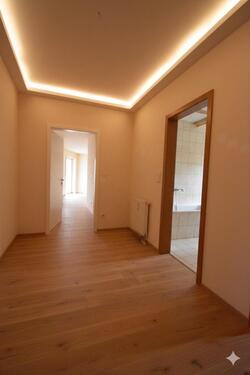 Foto - Sanierte 2-Zimmerwohnung mit Balkon und Stellplatz