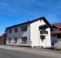 Vermietetes Zweifamilienhaus mit Nebenwohnhaus zu verkaufen - Schotten