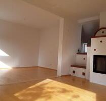 Helle 3 Zi. 100m² Godelsberg: Kamin, Parkett, 2 Balkone, saniert - Aschaffenburg Österreicher Kolonie