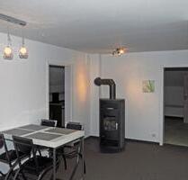 Zimmer in WG Wohnung mit 3 Zimmern zu vermieten - Hameln Kernstadt