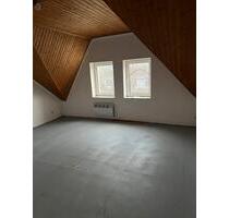 3 Zimmer Wohnung in Essen zu Vermieten DG