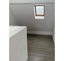 Mietwohnungen in Feudigen - 1.200,00&nbsp;EUR Kaltmiete, ca.&nbsp; 170,00&nbsp;m&sup2; in Bad Berleburg (PLZ: 57319)