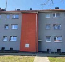 Renovierte 3-Zimmer-Wohnung mit Balkon - Delmenhorst Düsternort
