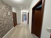 Foto - Renoviert & Modernisiert 85 m² 4 Zimmer, EBK, Garten & Außenkamin