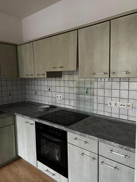 Foto - Hochparterre Wohnung mit Parkplatz und Garten