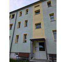 Frisch renovierte 2-Raum Wohnung in der Askaniastr. 26, Nienburg - Nienburg (Saale)