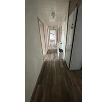 4 Zimmer Wohnung - 1.200,00&nbsp;EUR Kaltmiete, ca.&nbsp; 92,00&nbsp;m&sup2; in Schifferstadt (PLZ: 67105)