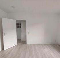 2 Raum Wohnung mit EBK und Balkon - Magdeburg Großer Silberberg