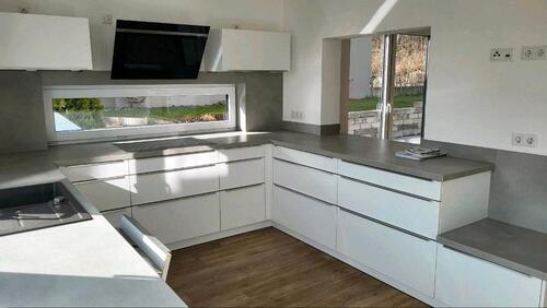 Foto - Moderne 3ZKB Wohnung mit Kamin, Küche & viel Natur zum Wohlfühlen