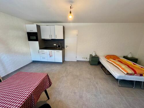 Foto - Ideale Pendlerwohnung, 1 Zimmer, 30 qm, EBK, renoviert