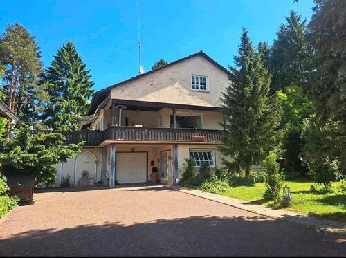 Foto - Provisionsfreie Villa mit 580 m² Wohnfläche und großem Grundstück
