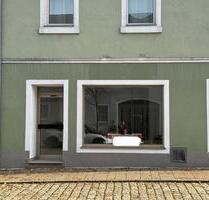 Helle, renovierte Gewerbefläche in der Hauptstraße von Waidhaus