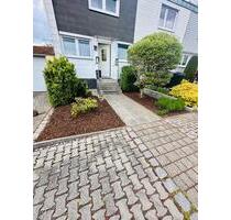 Reiheneckhaus mit Wintergarten, TerrasseGarten und Garage - Waldershof