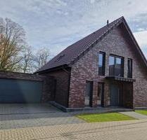 Freistehendes Einfamilienhaus BJ AUG2019 Grund 565m² mit Garage - Coesfeld