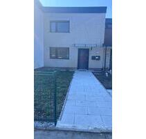 Doppelhaushälfte zu vermietung in Rudow 4-Zimmer inkls Garten - Berlin Neukölln