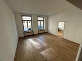 Foto - Altbau 2,5 Zimmer Wohnung - 800,00&nbsp;EUR Kaltmiete, ca.&nbsp; 64,00&nbsp;m&sup2;