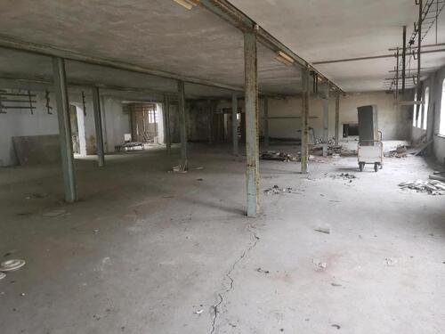 Foto - Halle mit Lagerboden 92685 Floß