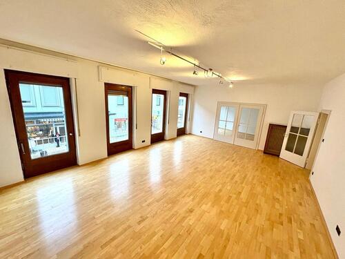 Foto - Lichtdurchflutete 3-ZKB Wohnung in zentraler Lage