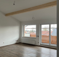 Helle 3-Zimmer Dachgeschosswohnung mit Loggia - Eitting