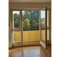 Teilmöbliert mit Balkon +EBK- Partially furnished, with a balcony - Leipzig Südwest