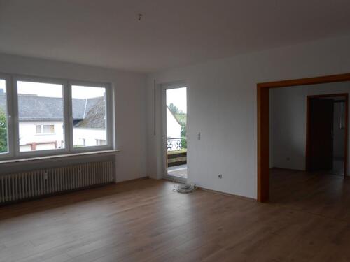 Foto - Helle, große 3,5 Zimmer-Wohnung mit Balkon, Nähe Kastellaun