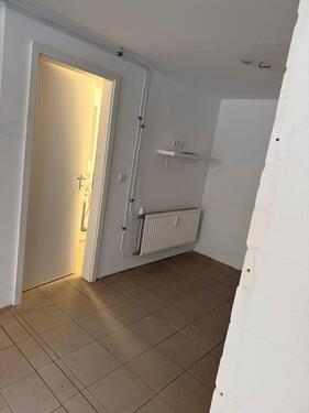 Foto - Lagerraum Büroraum - 550,00 EUR Kaltmiete,