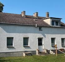 Schönes Zweifamilienhaus mit Garten - Fürstenwalde (Spree)