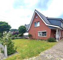 Helles renoviertes EFH mit EBK,Kamin & großer Terrasse - Kiebitzreihe