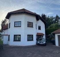 Neu sanierte 2-Zimmer-Küche-Bad-Wohnung - Neunkirchen