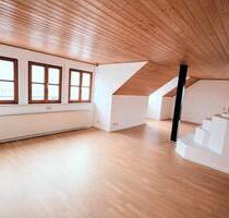 Großzügige und helle 3,5 Zimmer Wohnung mit Einbauküche & Balkon - Maselheim