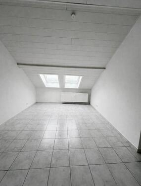 Foto - Dachgeschoßwohnung in Erlenbach bei Marktheidenfeld zur Miete