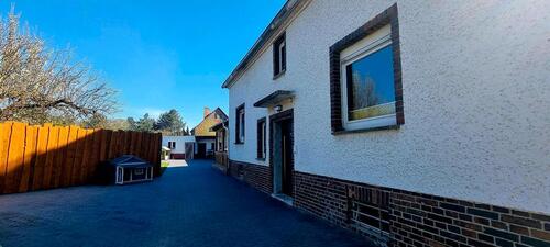 Foto - Charmantes Einfamilienhaus mit großem Grundstück