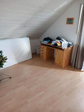 Foto - Ich vermite eine Wohnung. - 300,00 EUR Kaltmiete,