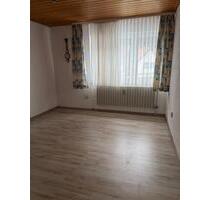 3 Zimmer Wohnung mit Balkon - 700,00&nbsp;EUR Kaltmiete, in Nittendorf (PLZ: 93152)