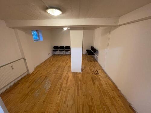 Foto - 50 m² Lager- oder Bürofläche mit eigener Tür