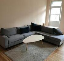 Altbau mit Balkon+Kamin, OHNE Küche - Berlin Pankow