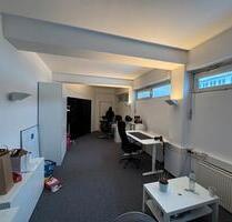 Büroraum 35m2 zu vermieten - 160,00&nbsp;EUR Kaltmiete, ca.&nbsp; 4,00&nbsp;m&sup2; in Steinhagen (PLZ: 33803)