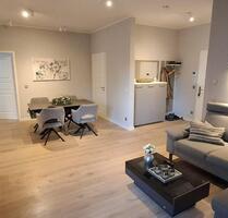 Hochwertige 2 ZI-Wohnung, 88 m² EBK + Balkon, Wunstorf-Kernstadt