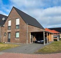 Doppelhaushälfte zur Miete - 1.100,00&nbsp;EUR Kaltmiete, ca.&nbsp; 115,00&nbsp;m&sup2; in Dornum (PLZ: 26553)